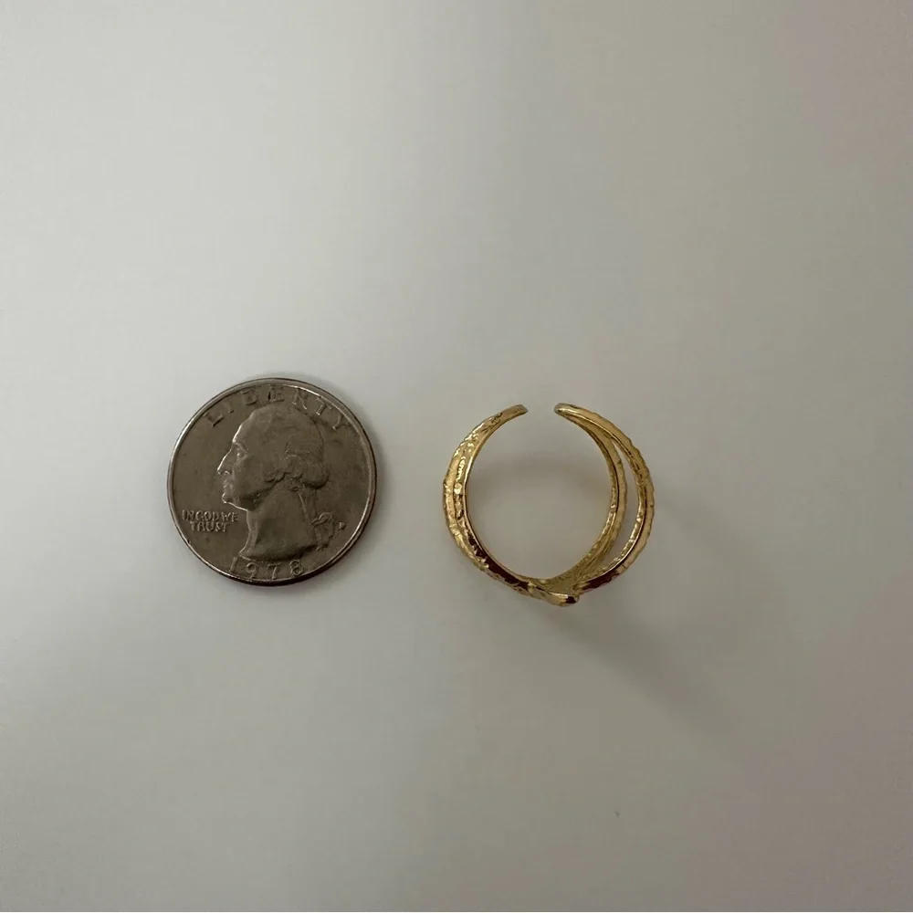 Gold Starfish Ring